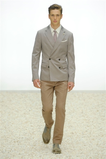 Fotoservizio/SS 2012/MEN/ERMENEGILDO ZEGNA/D1/4