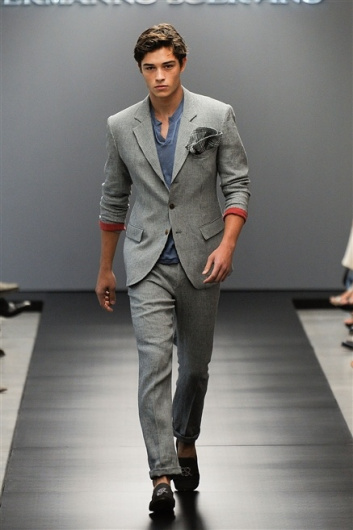Fotoservizio/SS 2012/MEN/ERMANNO SCERVINO/D1/0