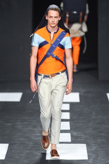 Fotoservizio/SS 2012/MEN/FRANKIE MORELLO/D1/8