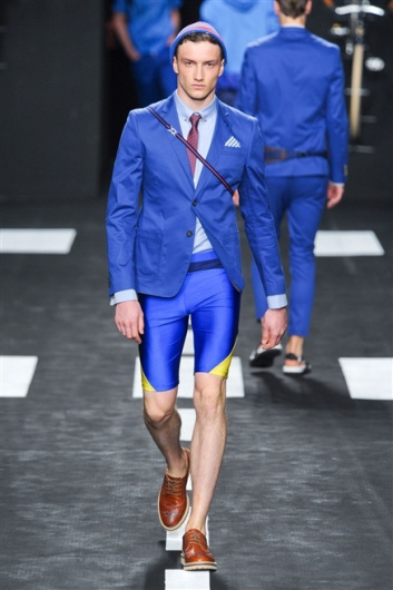 Fotoservizio/SS 2012/MEN/FRANKIE MORELLO/D1/16