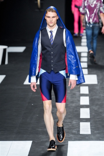 Fotoservizio/SS 2012/MEN/FRANKIE MORELLO/D1/34