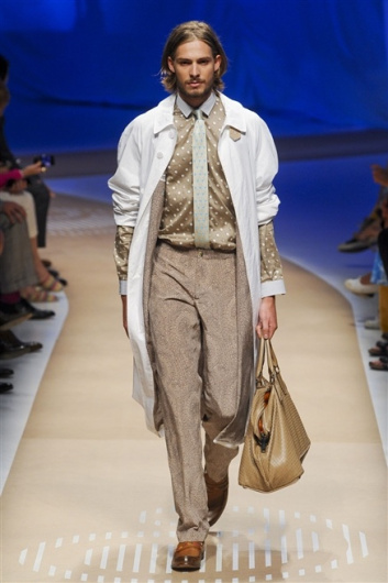 Fotoservizio/SS 2012/MEN/ETRO/D1/9