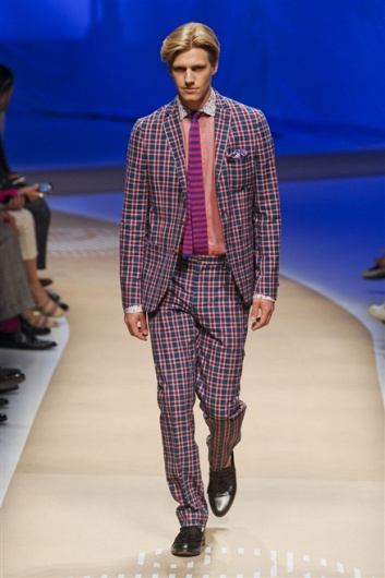 Fotoservizio/SS 2012/MEN/ETRO/D1/16