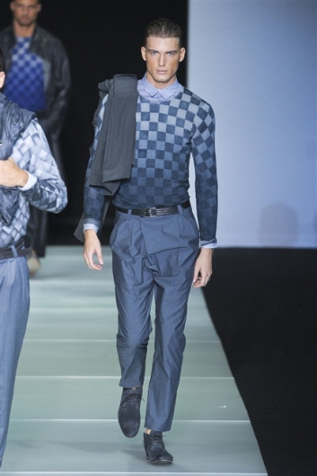 Fotoservizio/SS 2012/MEN/GIORGIO ARMANI/D1/6