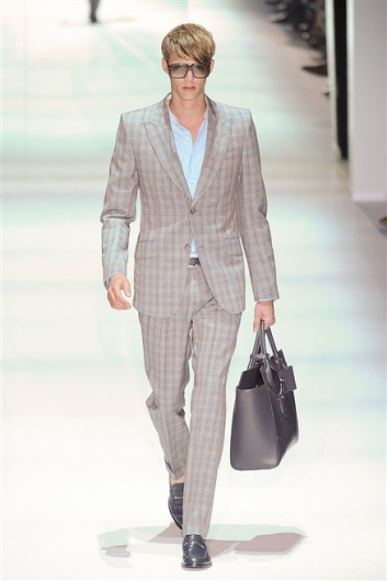 Fotoservizio/SS 2012/MEN/GUCCI/D1/6
