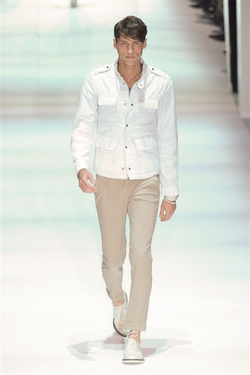 Fotoservizio/SS 2012/MEN/GUCCI/D1/10