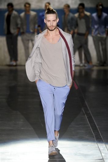 Fotoservizio/SS 2012/MEN/ICEBERG/D1/0