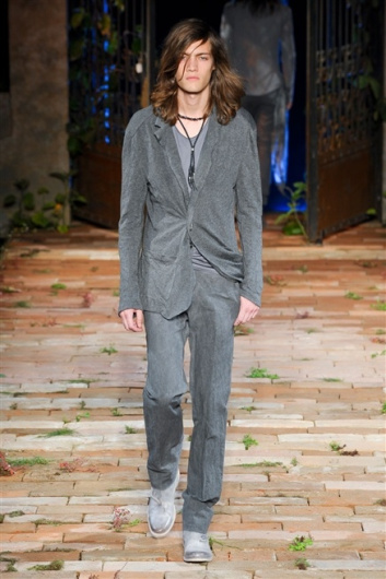 Fotoservizio/SS 2012/MEN/JOHN VARVATOS/D1/2