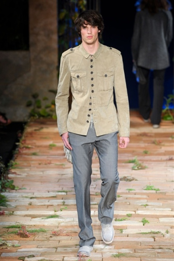 Fotoservizio/SS 2012/MEN/JOHN VARVATOS/D1/10