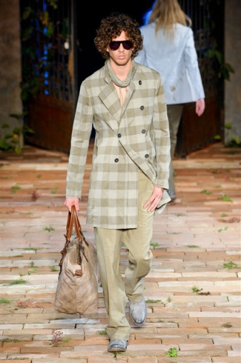 Fotoservizio/SS 2012/MEN/JOHN VARVATOS/D1/17