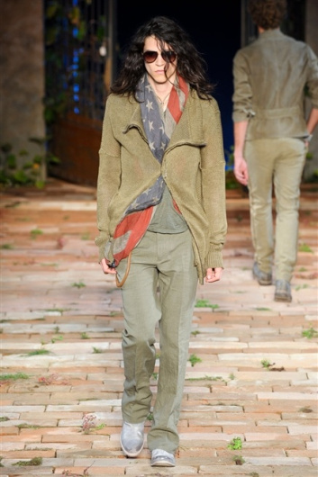 Fotoservizio/SS 2012/MEN/JOHN VARVATOS/D1/20