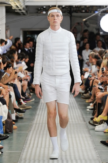 Fotoservizio/SS 2012/MEN/MONCLER GAMME BLEU/D1/5