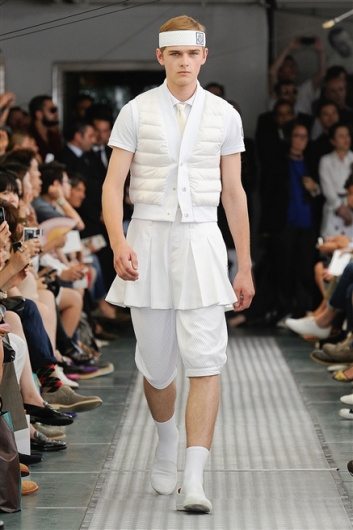 Fotoservizio/SS 2012/MEN/MONCLER GAMME BLEU/D1/6
