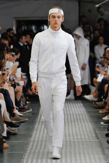 Fotoservizio/SS 2012/MEN/MONCLER GAMME BLEU/D1/7