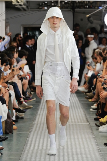 Fotoservizio/SS 2012/MEN/MONCLER GAMME BLEU/D1/9