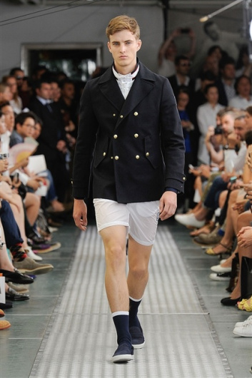 Fotoservizio/SS 2012/MEN/MONCLER GAMME BLEU/D1/15