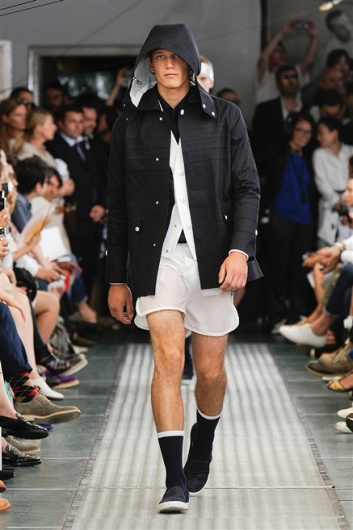 Fotoservizio/SS 2012/MEN/MONCLER GAMME BLEU/D1/18