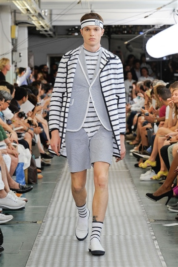 Fotoservizio/SS 2012/MEN/MONCLER GAMME BLEU/D1/21