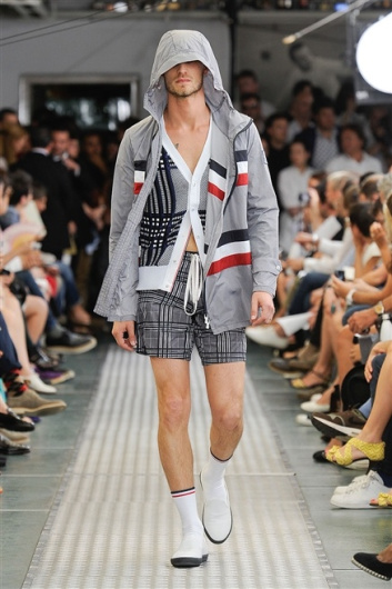 Fotoservizio/SS 2012/MEN/MONCLER GAMME BLEU/D1/33