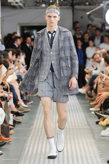 Fotoservizio/SS 2012/MEN/MONCLER GAMME BLEU/D1/35
