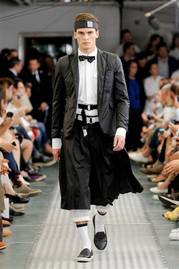 Fotoservizio/SS 2012/MEN/MONCLER GAMME BLEU/D1/39