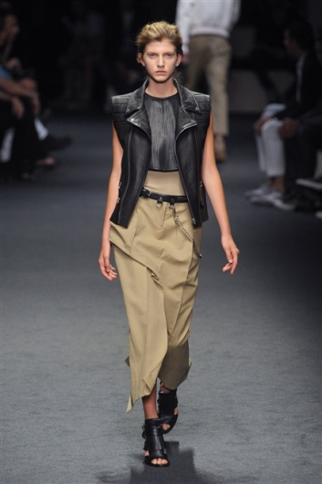 Fotoservizio/SS 2012/MEN/NEIL BARRETT/D1/19