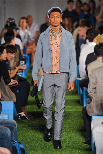 Fotoservizio/SS 2012/MEN/PRADA/D1/5
