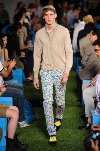 Fotoservizio/SS 2012/MEN/PRADA/D1/13