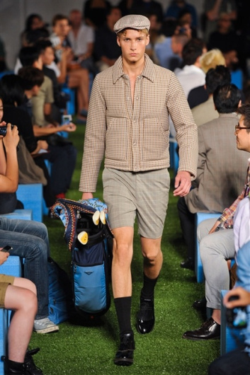 Fotoservizio/SS 2012/MEN/PRADA/D1/14