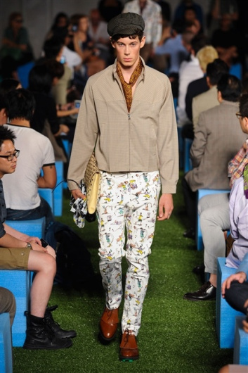 Fotoservizio/SS 2012/MEN/PRADA/D1/19