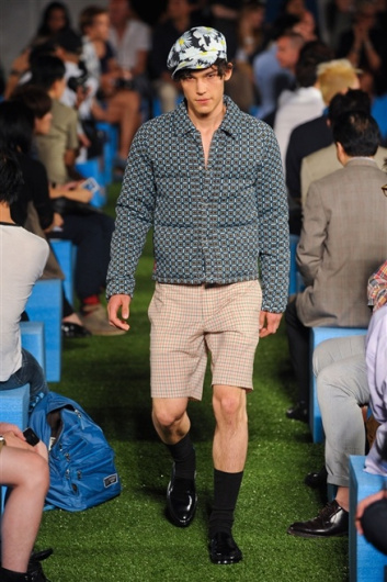 Fotoservizio/SS 2012/MEN/PRADA/D1/21