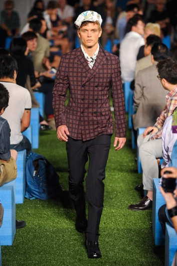 Fotoservizio/SS 2012/MEN/PRADA/D1/40