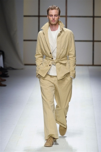 Fotoservizio/SS 2012/MEN/SALVATORE FERRAGAMO/D1/4