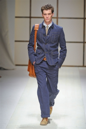 Fotoservizio/SS 2012/MEN/SALVATORE FERRAGAMO/D1/14