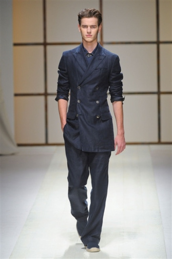 Fotoservizio/SS 2012/MEN/SALVATORE FERRAGAMO/D1/15
