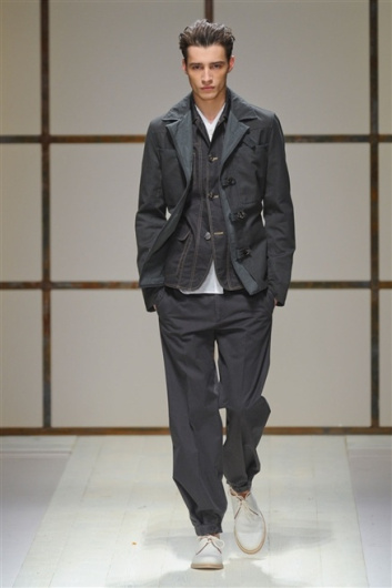 Fotoservizio/SS 2012/MEN/SALVATORE FERRAGAMO/D1/23