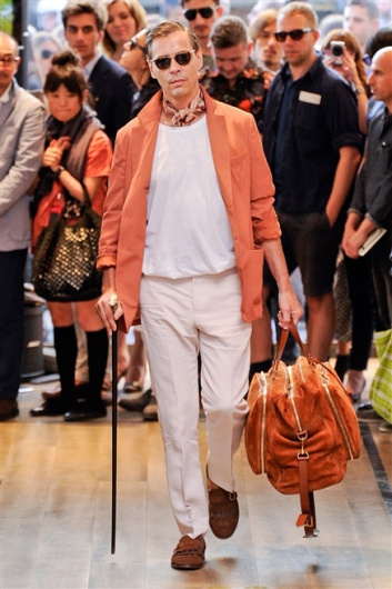 Fotoservizio/SS 2012/MEN/TRUSSARDI/D1/11