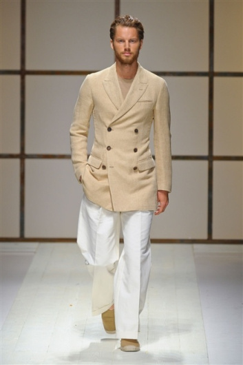 Fotoservizio/SS 2012/MEN/SALVATORE FERRAGAMO/D1/3