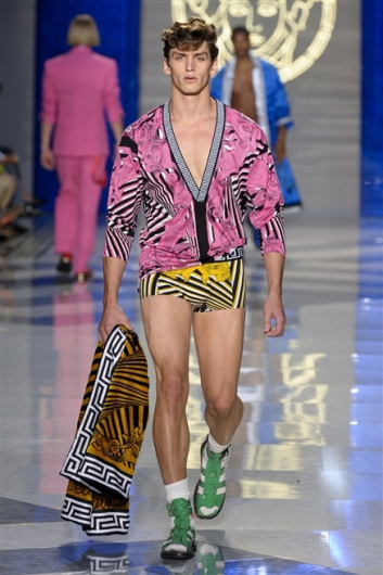 Fotoservizio/SS 2012/MEN/VERSACE/D1/37