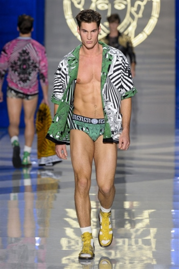 Fotoservizio/SS 2012/MEN/VERSACE/D1/39