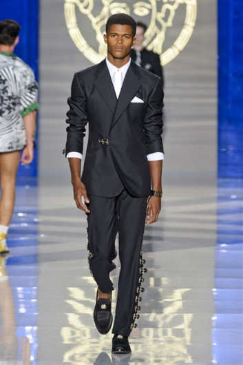 Fotoservizio/SS 2012/MEN/VERSACE/D1/41