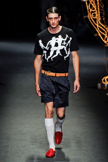 Fotoservizio/SS 2012/MEN/VIVIENNE WESTWOOD/D1/2