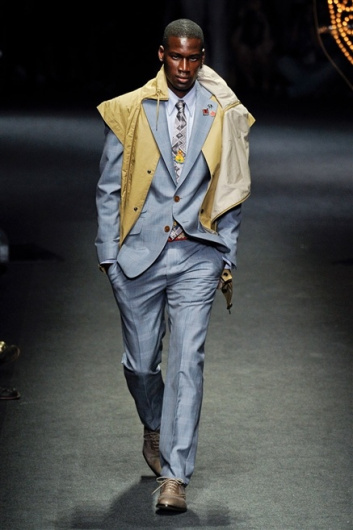 Fotoservizio/SS 2012/MEN/VIVIENNE WESTWOOD/D1/5