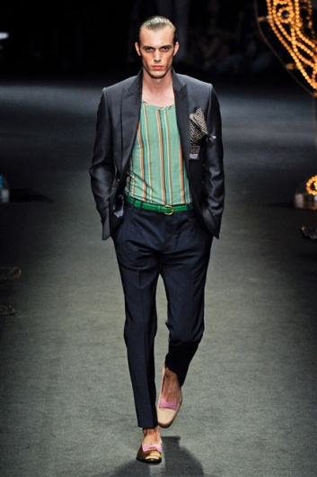 Fotoservizio/SS 2012/MEN/VIVIENNE WESTWOOD/D1/19