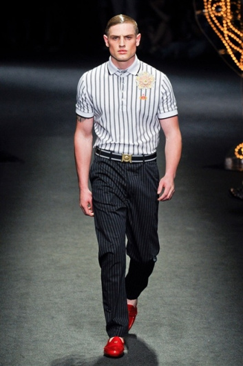 Fotoservizio/SS 2012/MEN/VIVIENNE WESTWOOD/D1/22