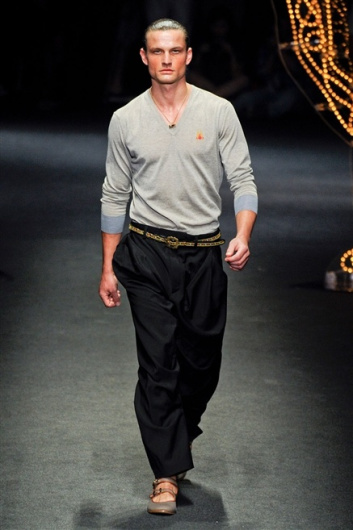 Fotoservizio/SS 2012/MEN/VIVIENNE WESTWOOD/D1/27
