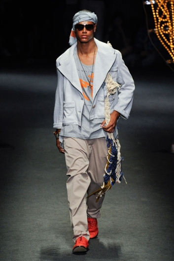 Fotoservizio/SS 2012/MEN/VIVIENNE WESTWOOD/D1/29