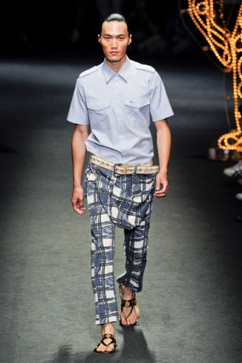 Fotoservizio/SS 2012/MEN/VIVIENNE WESTWOOD/D1/36