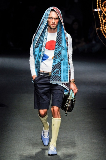 Fotoservizio/SS 2012/MEN/VIVIENNE WESTWOOD/D1/40