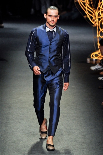 Fotoservizio/SS 2012/MEN/VIVIENNE WESTWOOD/D1/42